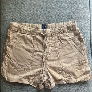 GAP Women's Casual Tan Cargo Shorts